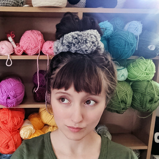 Free crochet pattern: Fable Fur Scrunchie