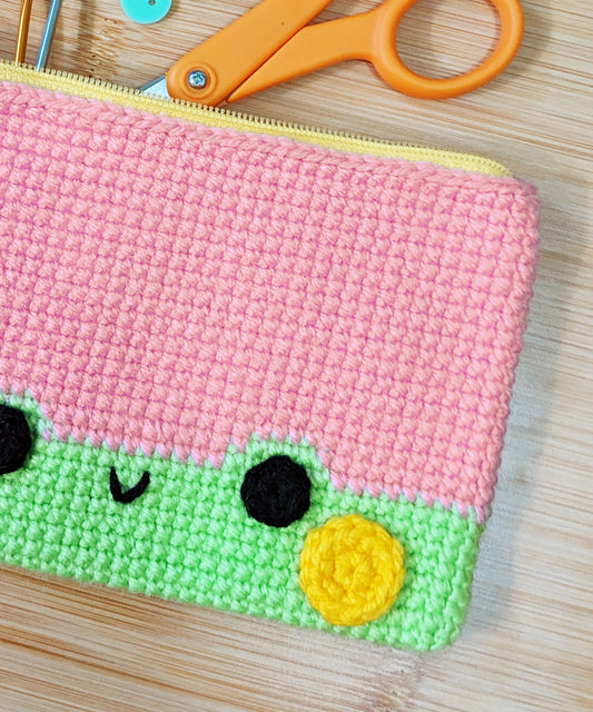 Crochet Pattern: Froggy Zip Pouch