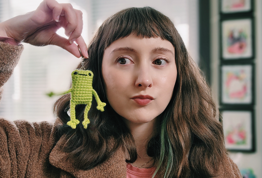 Crochet Leggy Froggy Keychain