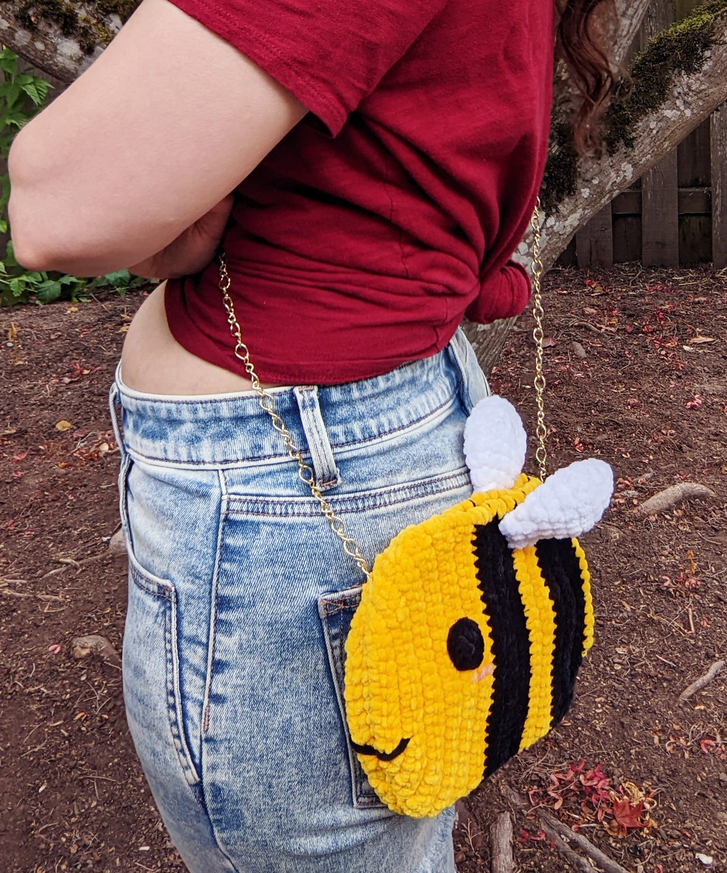 Fuzzy Chonky Bee Crossbody Bag - Hand crocheted purse