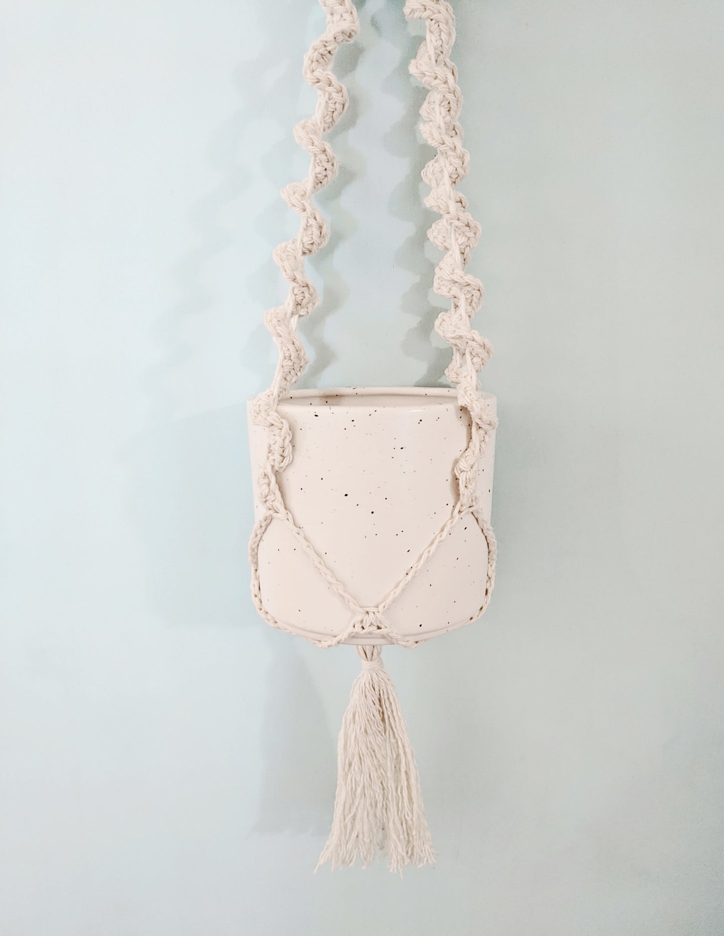 Crochet Pattern: Twisted Faux Macrame Hanging Air Planter