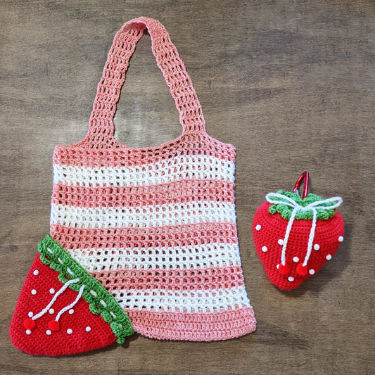Crochet Pattern: Strawberry Travel Bag