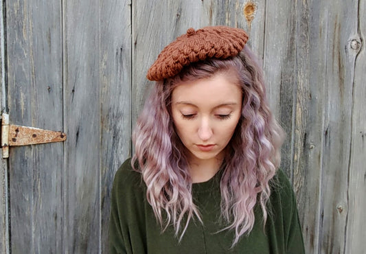 New crochet pattern: Sweet acorn beret