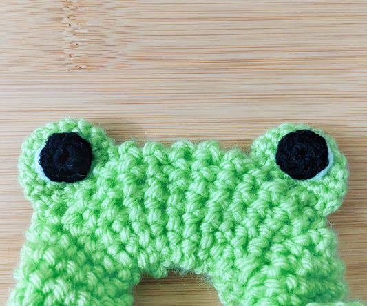 Free Crochet Pattern: Froggy Scrunchie