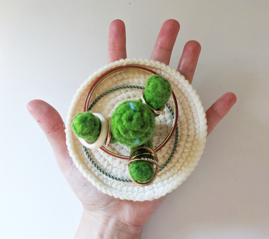 Crochet Pattern: Cactus Jewelry Holder