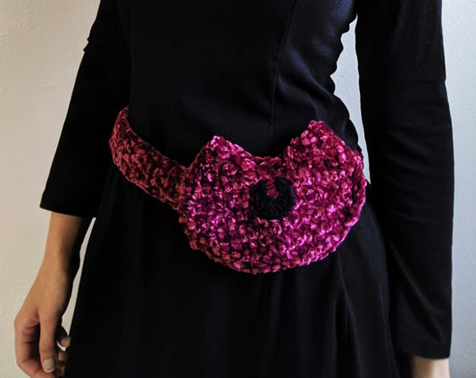 Crochet Pattern: Velvet Moon Cat Belt Bag
