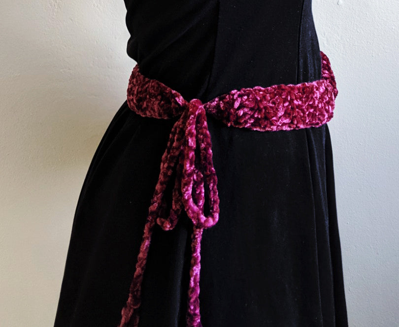 Crochet Pattern: Velvet Moon Cat Belt Bag