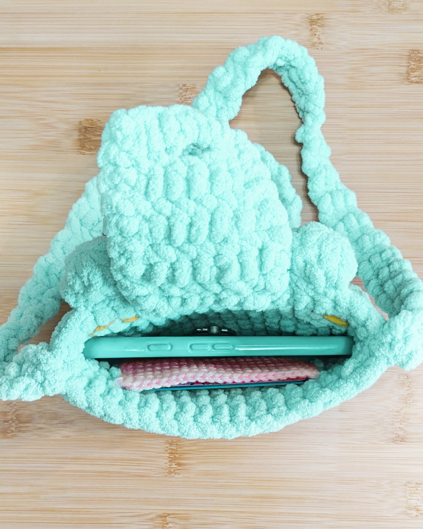 Crochet Pattern: Froggy Plushie Phone Bag