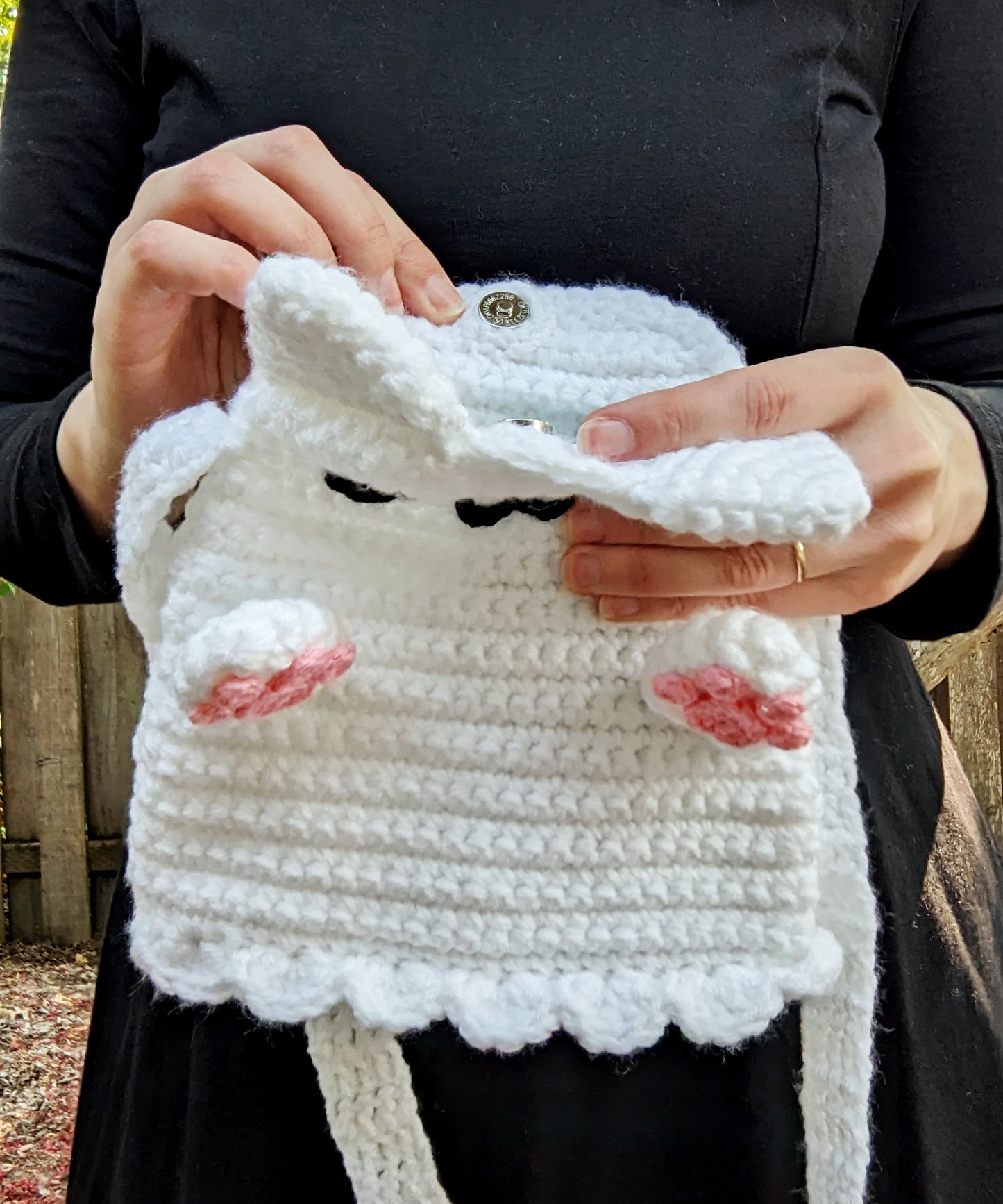 Crochet Pattern: Ghost Cat Crossbody Bag
