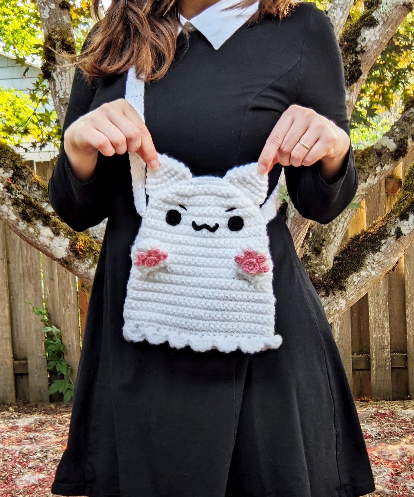 Crochet Pattern: Ghost Cat Crossbody Bag