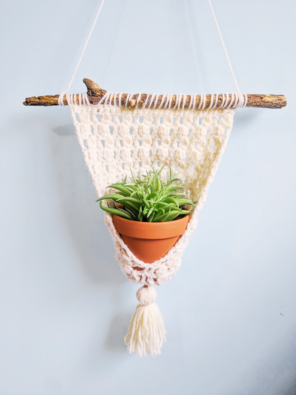 Crochet Pattern: Faux Macrame Hanging Planter With Tassel