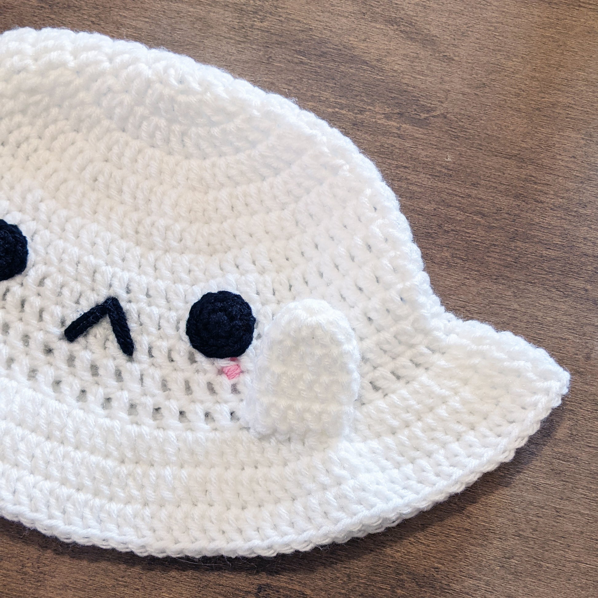Blythe hat crochet white Ghost with black felt eyes for cust