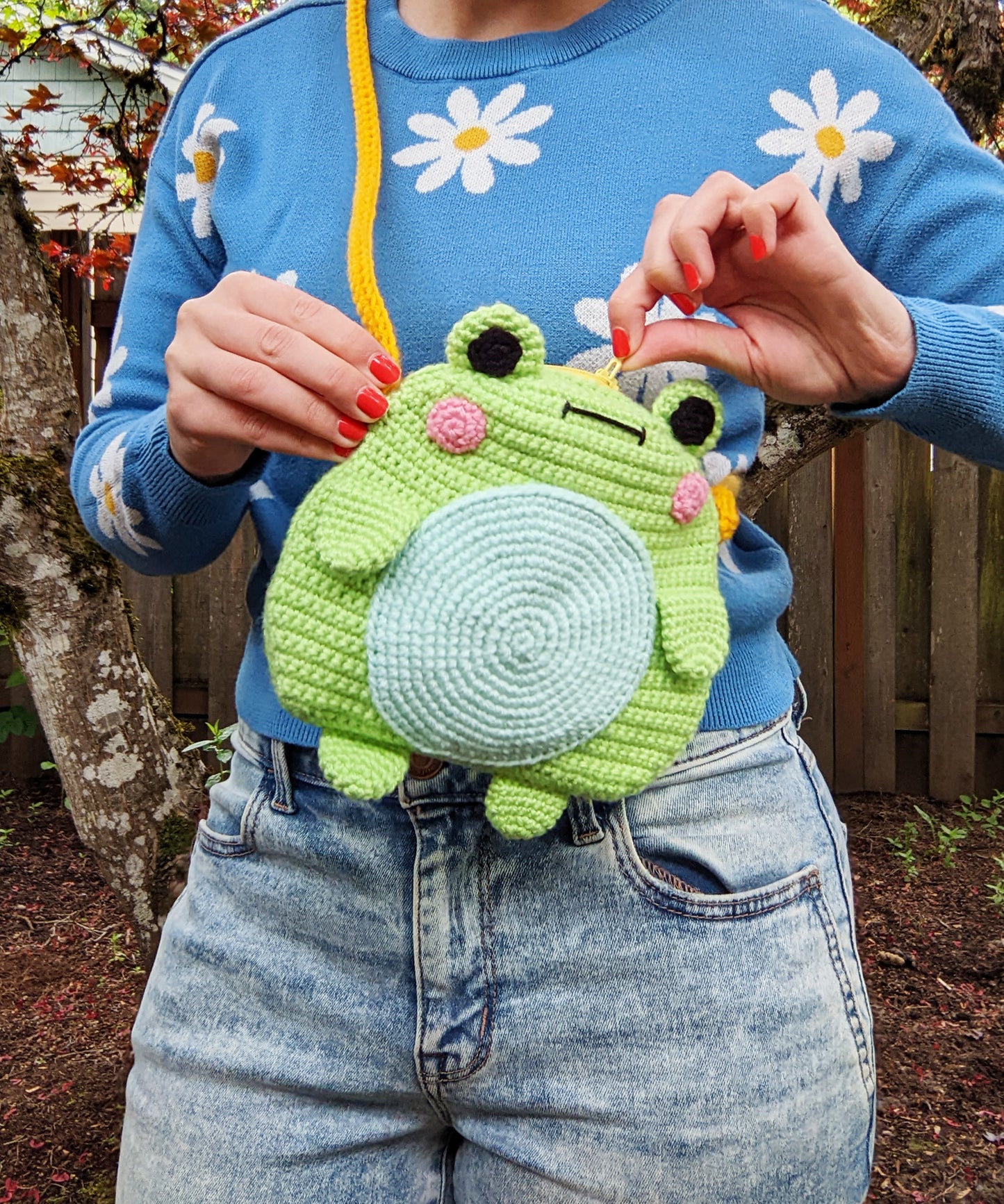 Crochet Pattern: Crossbody Froggy Bag