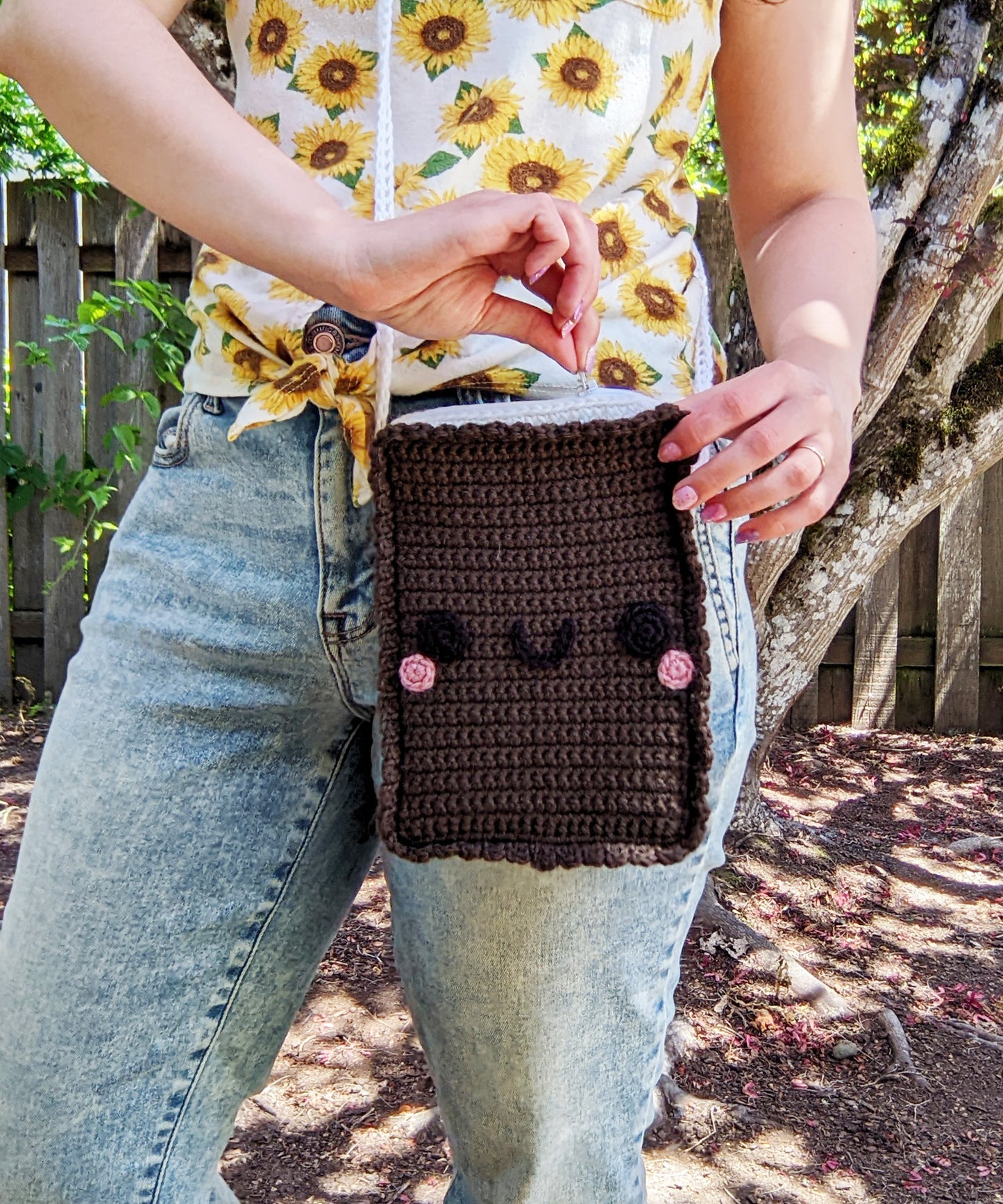 Crochet Pattern: Ice Cream Sandwich Crossbody Bag